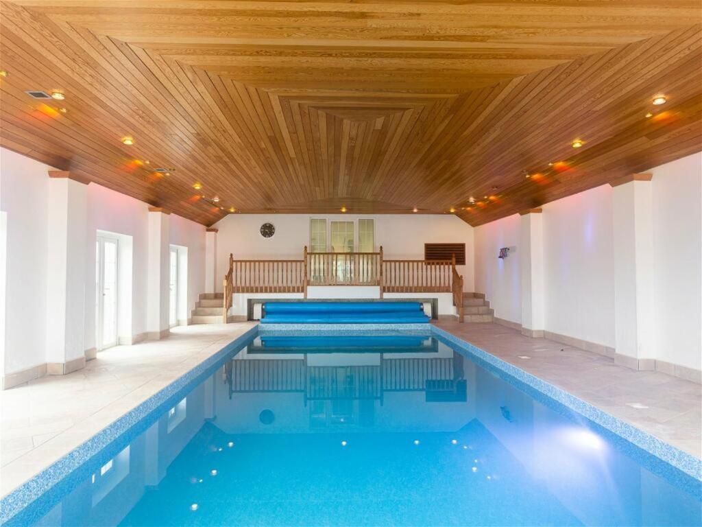 Henstridge House Villa อิลฟราคูมบ์ ภายนอก รูปภาพ